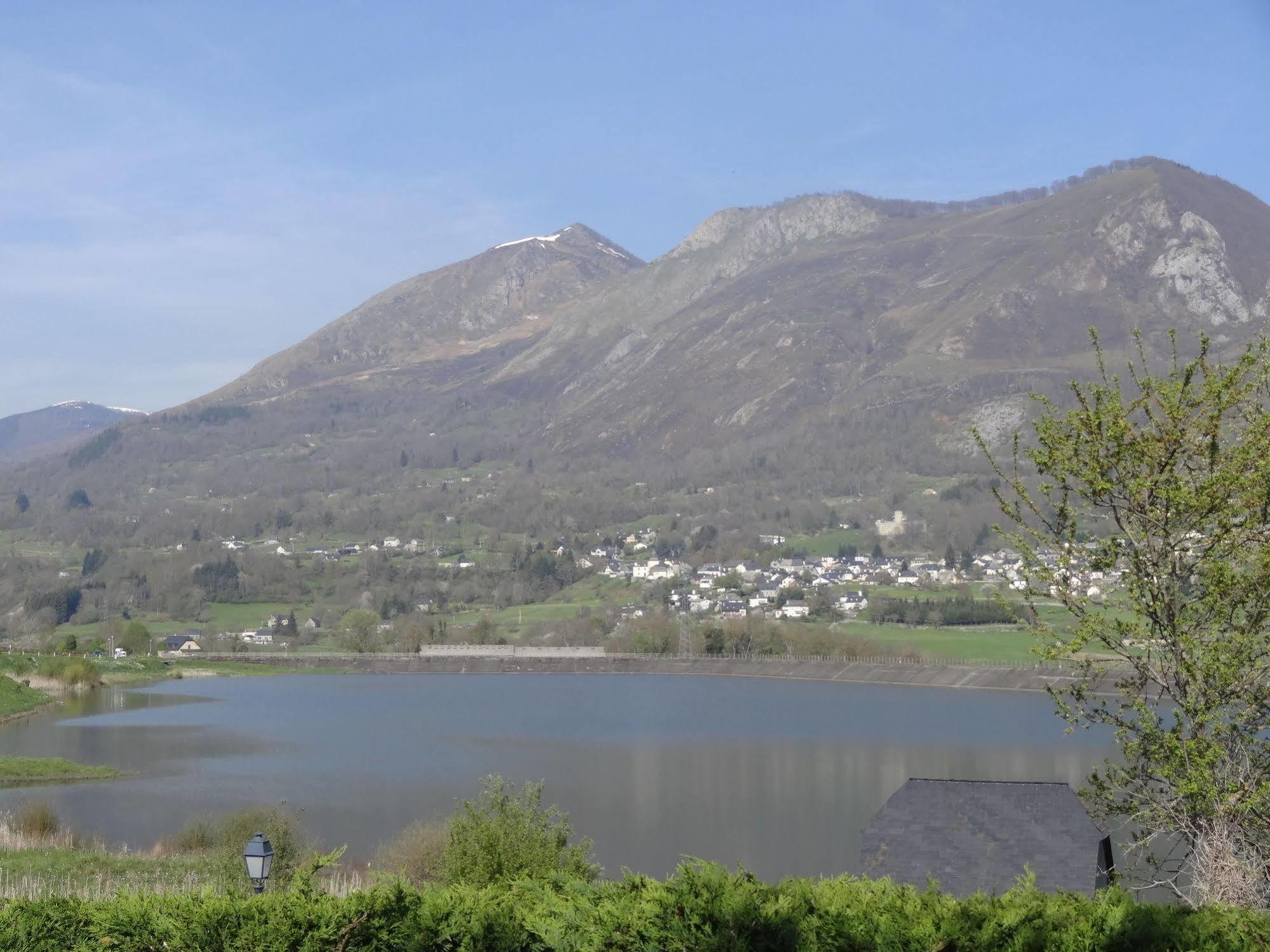 Chalets Du Lac Arcizans-Avant ภายนอก รูปภาพ