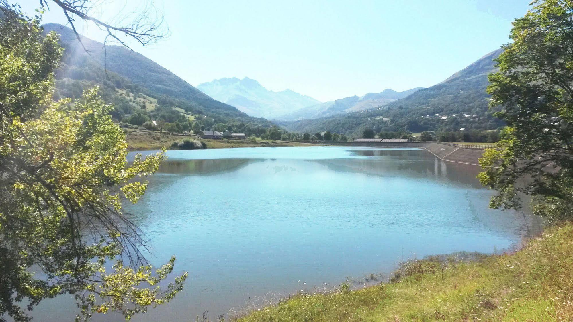 Chalets Du Lac Arcizans-Avant ภายนอก รูปภาพ